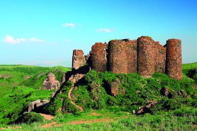 Крепость Амберд: Крепости и замки Армении